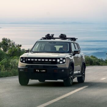 Jetour T2 i-DM plug-in hybrid