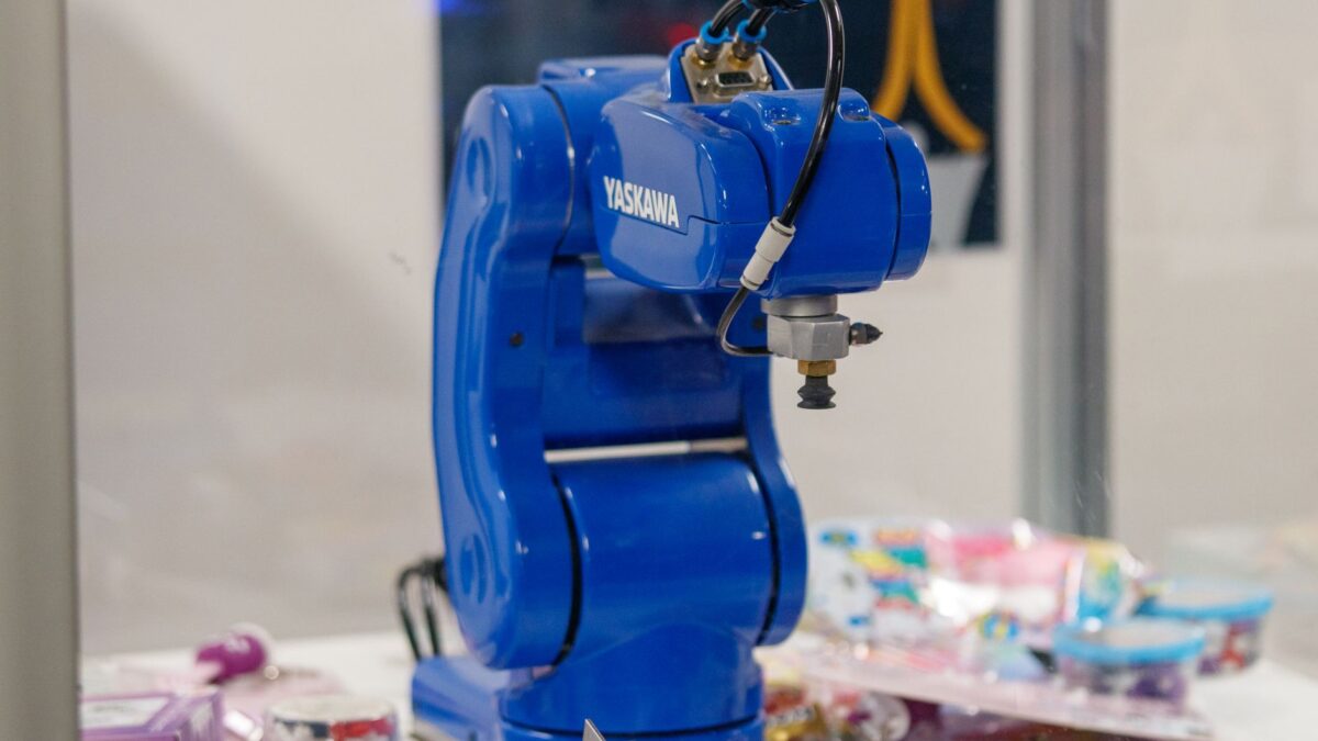 robot arm Fukushima